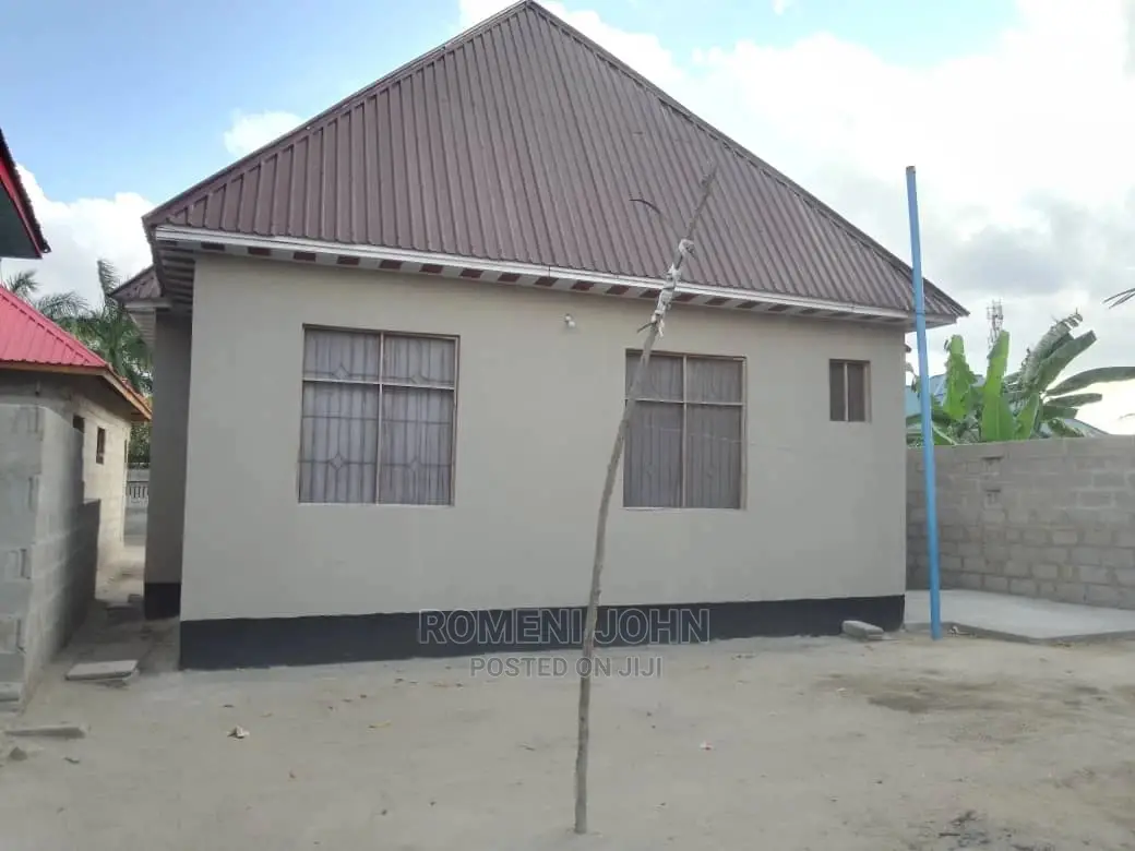 Furnished 4bdrm Townhouse/Terrace in Tanzania Daressalaam for Sale