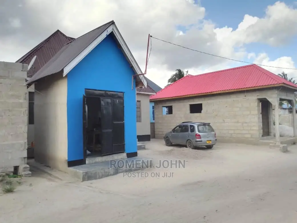 Furnished 4bdrm Townhouse/Terrace in Tanzania Daressalaam for Sale
