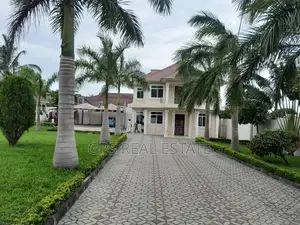 5bdrm House in Mtoni Kijichi, Temeke for Sale