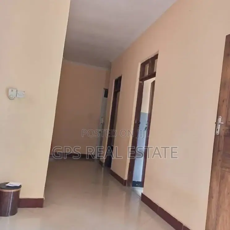 3bdrm House in Chamazi Complex, Kinondoni for Sale