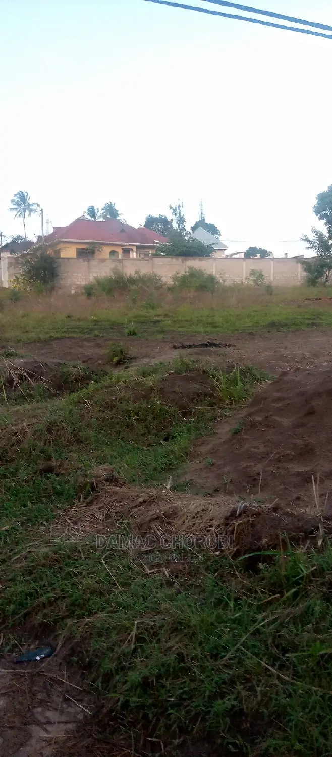 Qmt 1000 for Sale Loction Mbezi