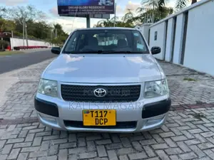 Toyota Probox 2004 Silver