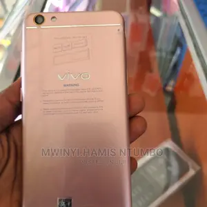 Vivo Y66i 32 GB Silver