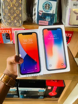 New Apple iPhone X 64 GB White
