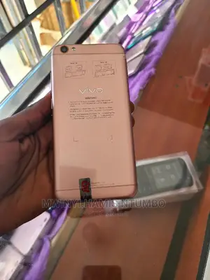 Vivo Y66i 32 GB Silver