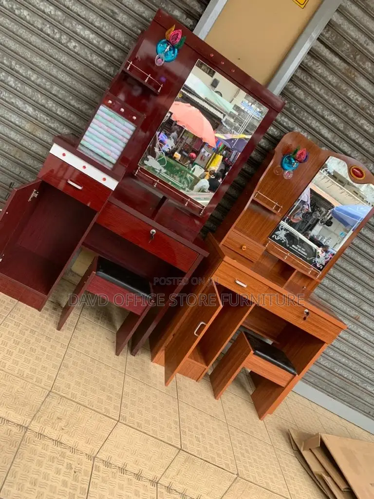 Dress Table