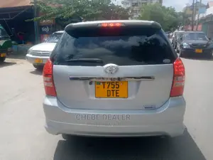 Toyota Wish 2004 Silver
