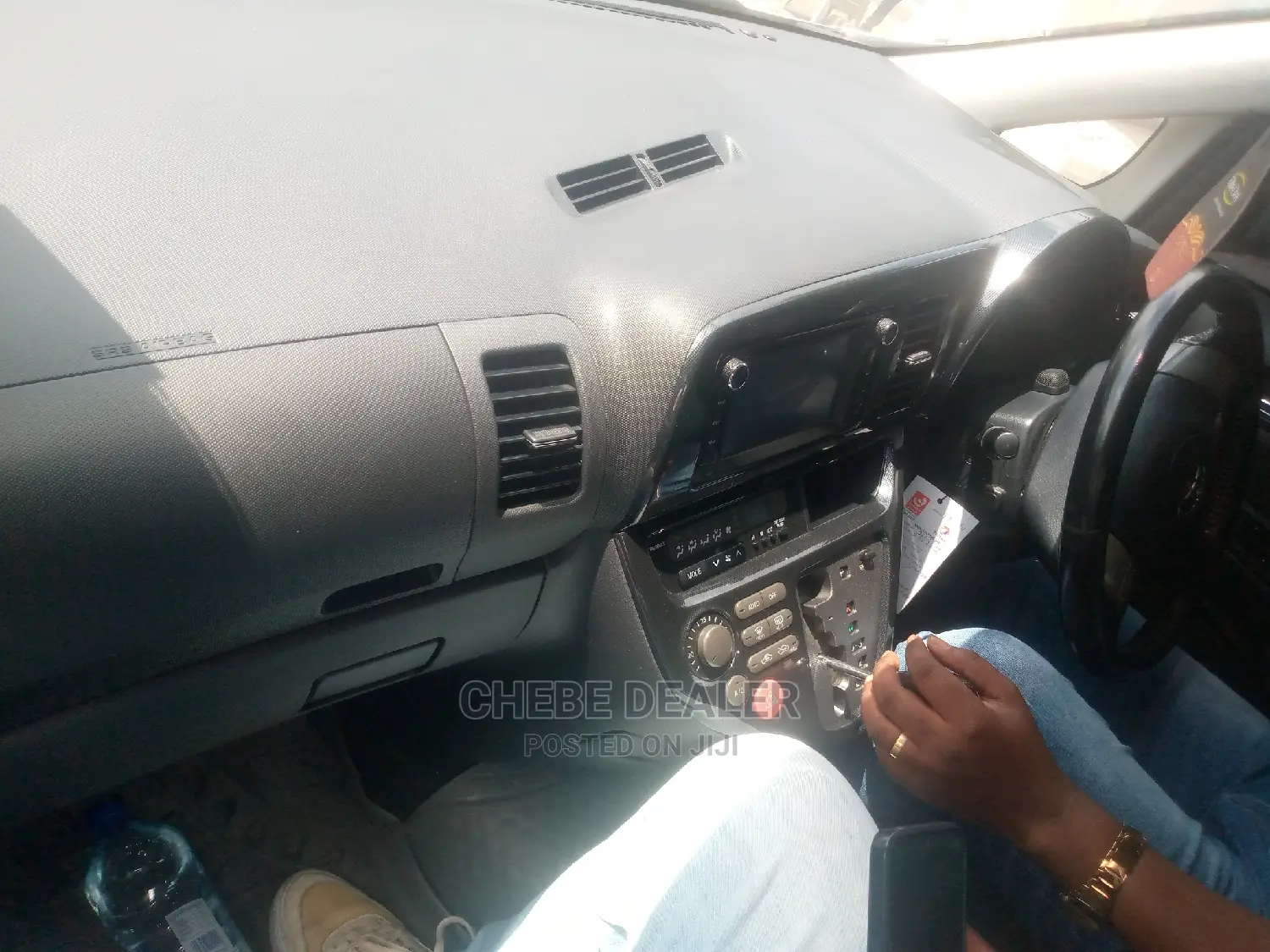 Toyota Wish 2004 Silver