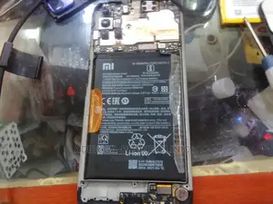 Redmi Note 5 (4G)Is in LCD Replacement