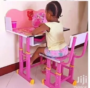 Meza Za Kusomea Watoto Pink