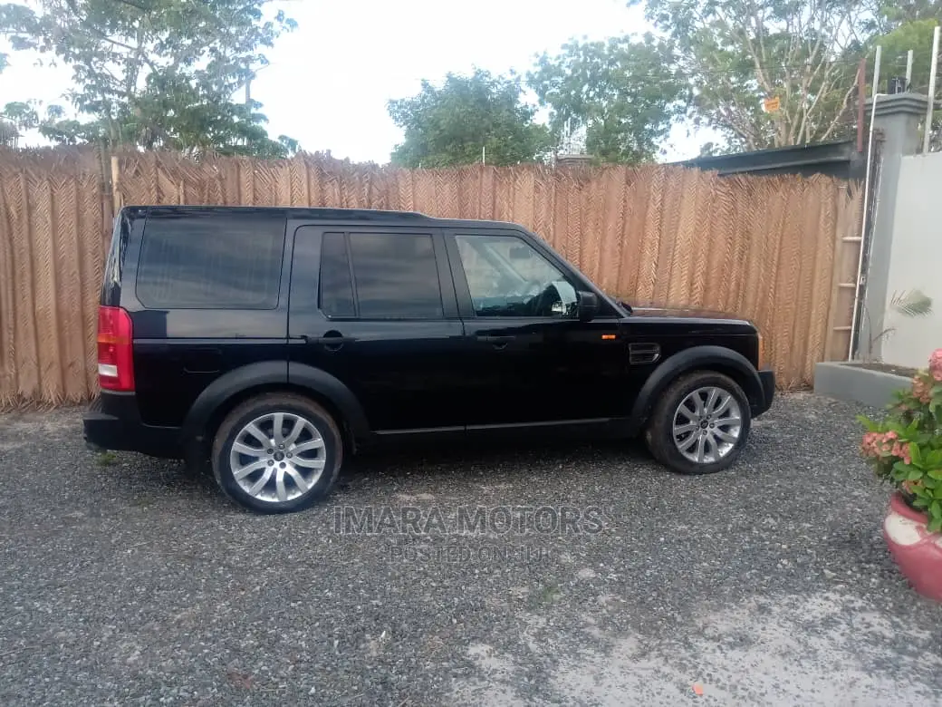 Land Rover Discovery 2006 Black