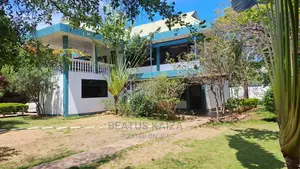 5bdrm Block of Flats in Masaki for Sale