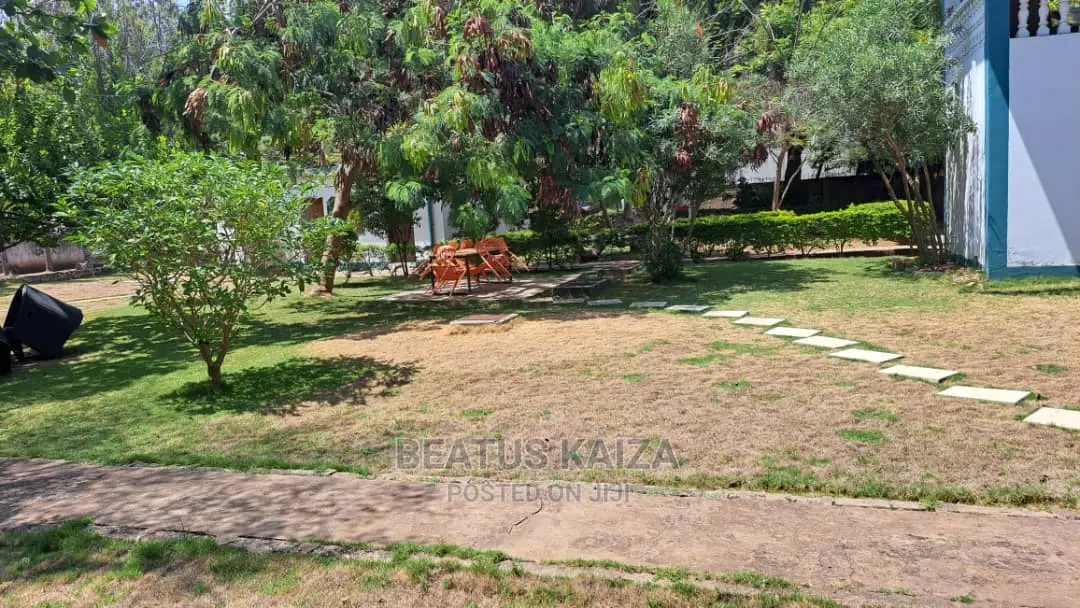 5bdrm Block of Flats in Masaki for Sale
