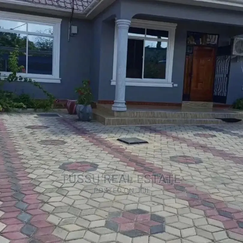 3bdrm House in Kinondoni for Sale