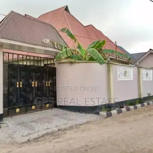 3bdrm House in Azam Complex, Chamazi for Sale
