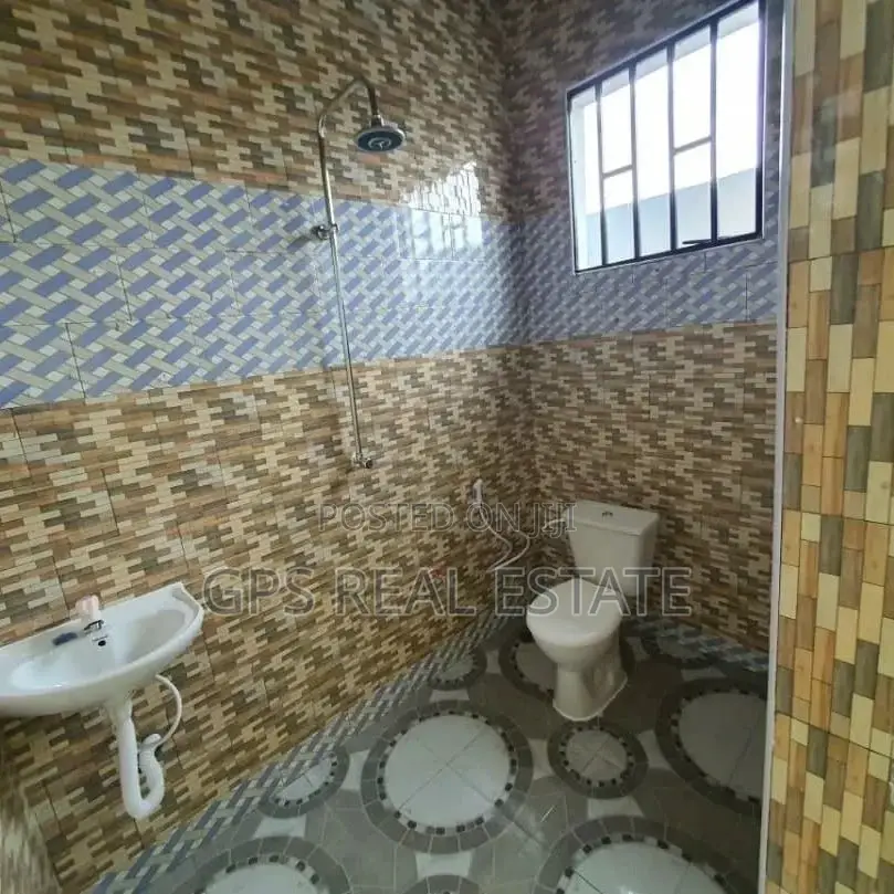4bdrm House in Azam Complex, Temeke for Sale