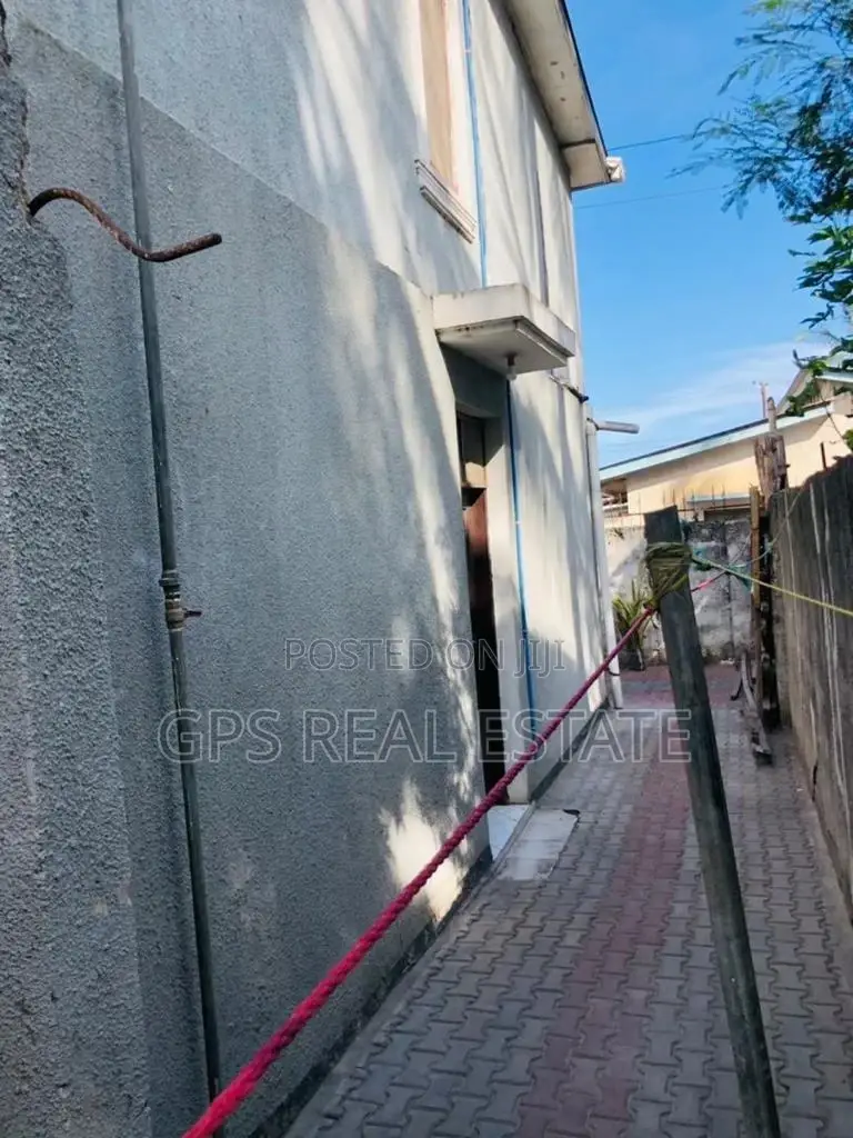 4bdrm House in Ubungo Mawasiliano, Kinondoni for Sale