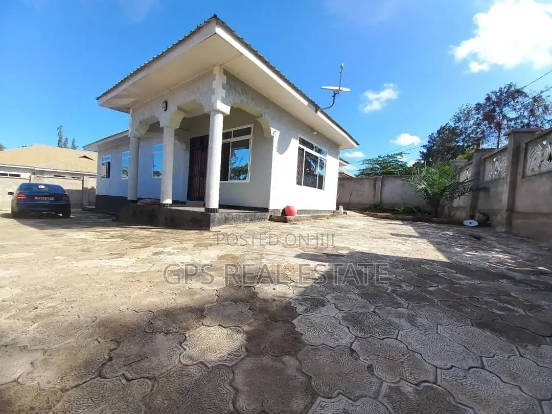 3bdrm House in Mbezi Msumi, Kinondoni for Sale