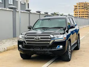Toyota Land Cruiser 2016 Black