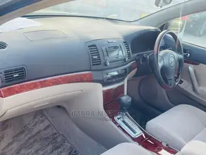 Toyota Premio 2004 Silver