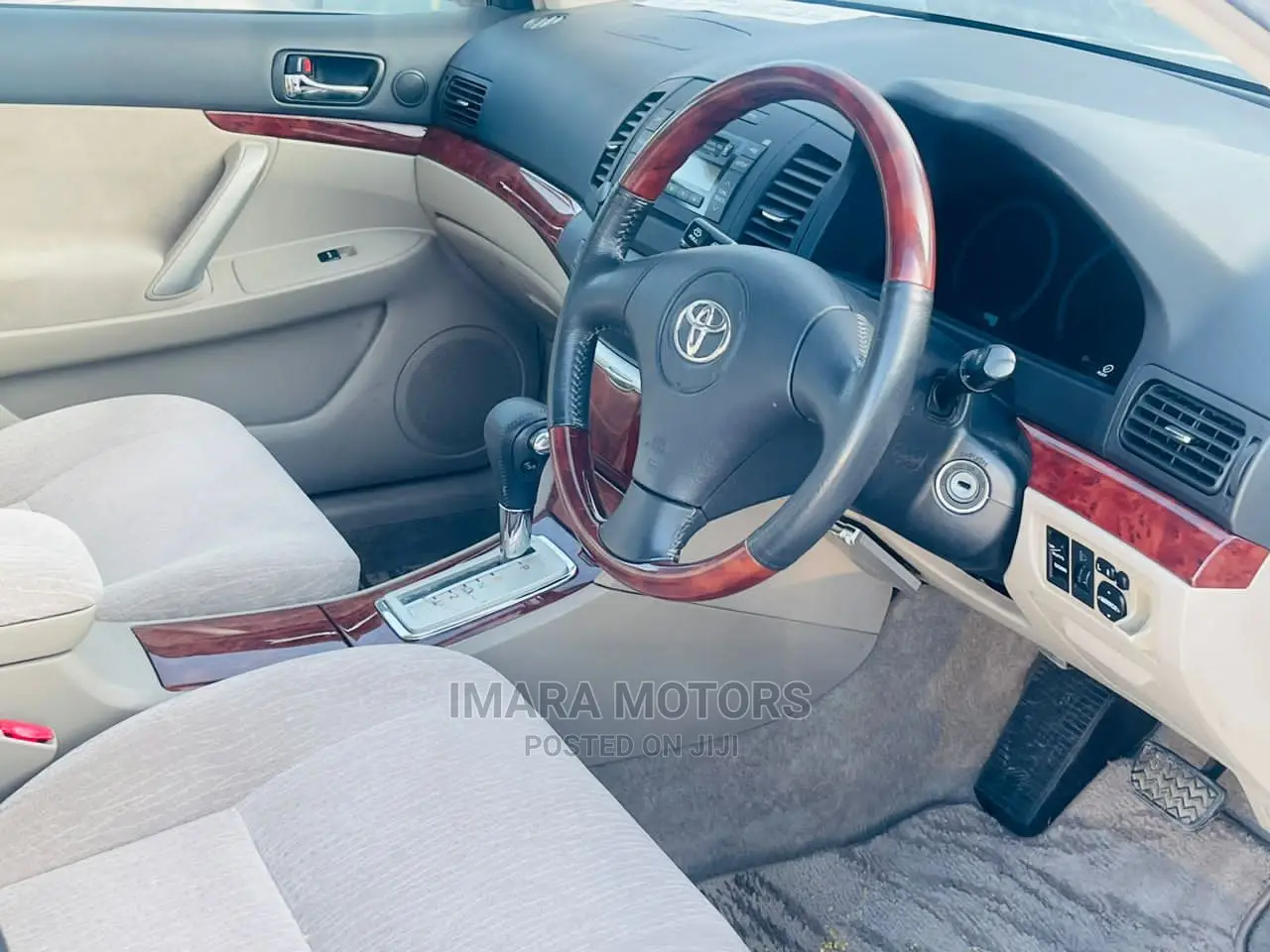 Toyota Premio 2004 Silver