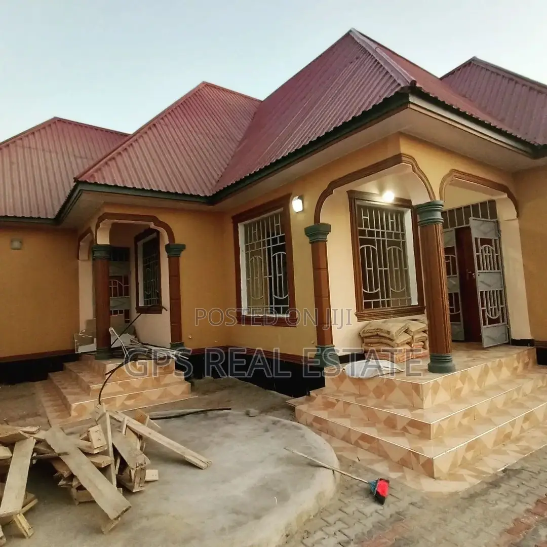 4bdrm House in Chamaz Mzambaraun, Temeke for Sale