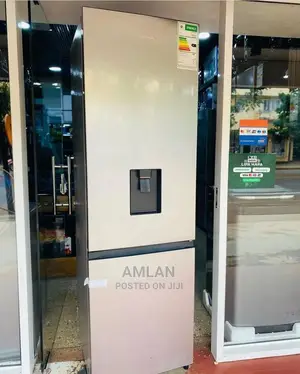 Hisense Refrigerator 370 Liter.