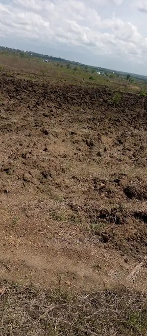 Acre 7000 for Sale Iringa