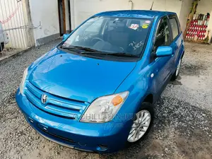 Toyota IST 2003 Blue