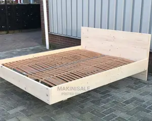 Kitanda Kizuri Sana Simple