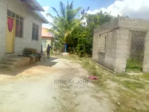 4bdrm Townhouse/Terrace in Tanzania Dareslaam for Sale