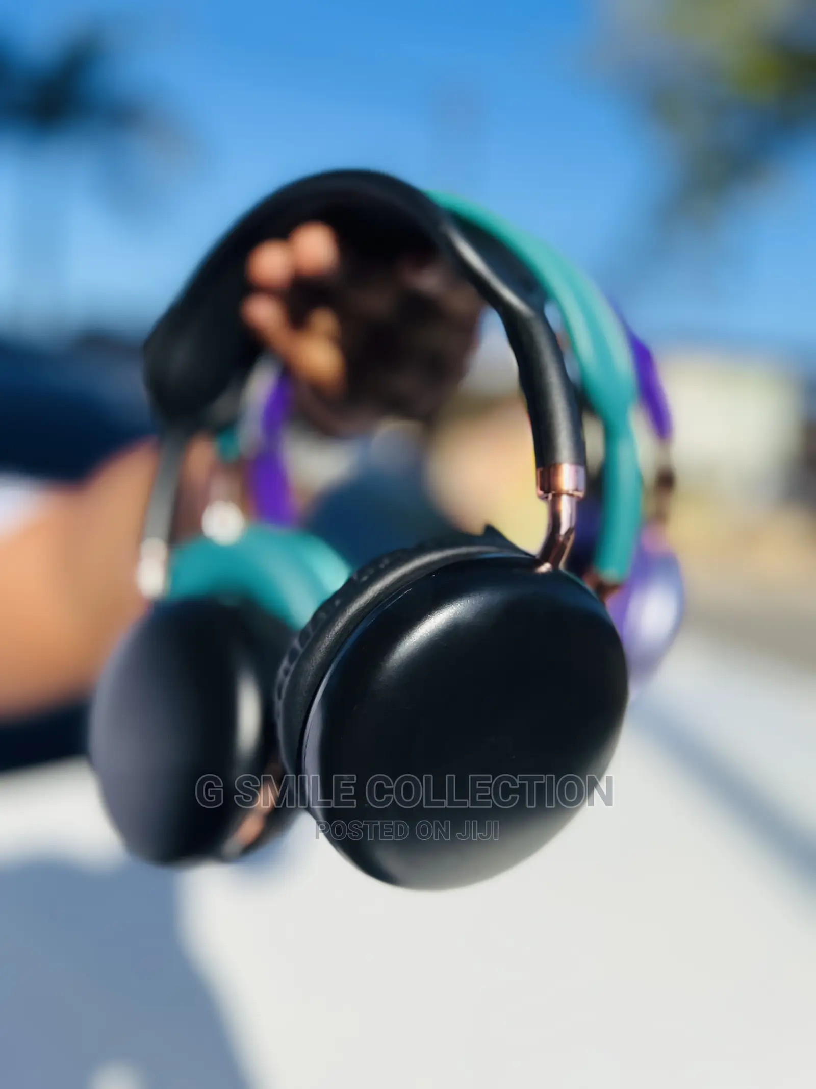 P8 Wireless Headphones