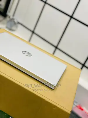 New Laptop HP Pavilion 14-Ce1000 8GB AMD Ryzen 5 SSD 256GB