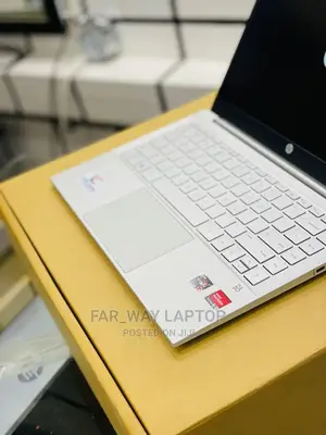 New Laptop HP Pavilion 14-Ce1000 8GB AMD Ryzen 5 SSD 256GB