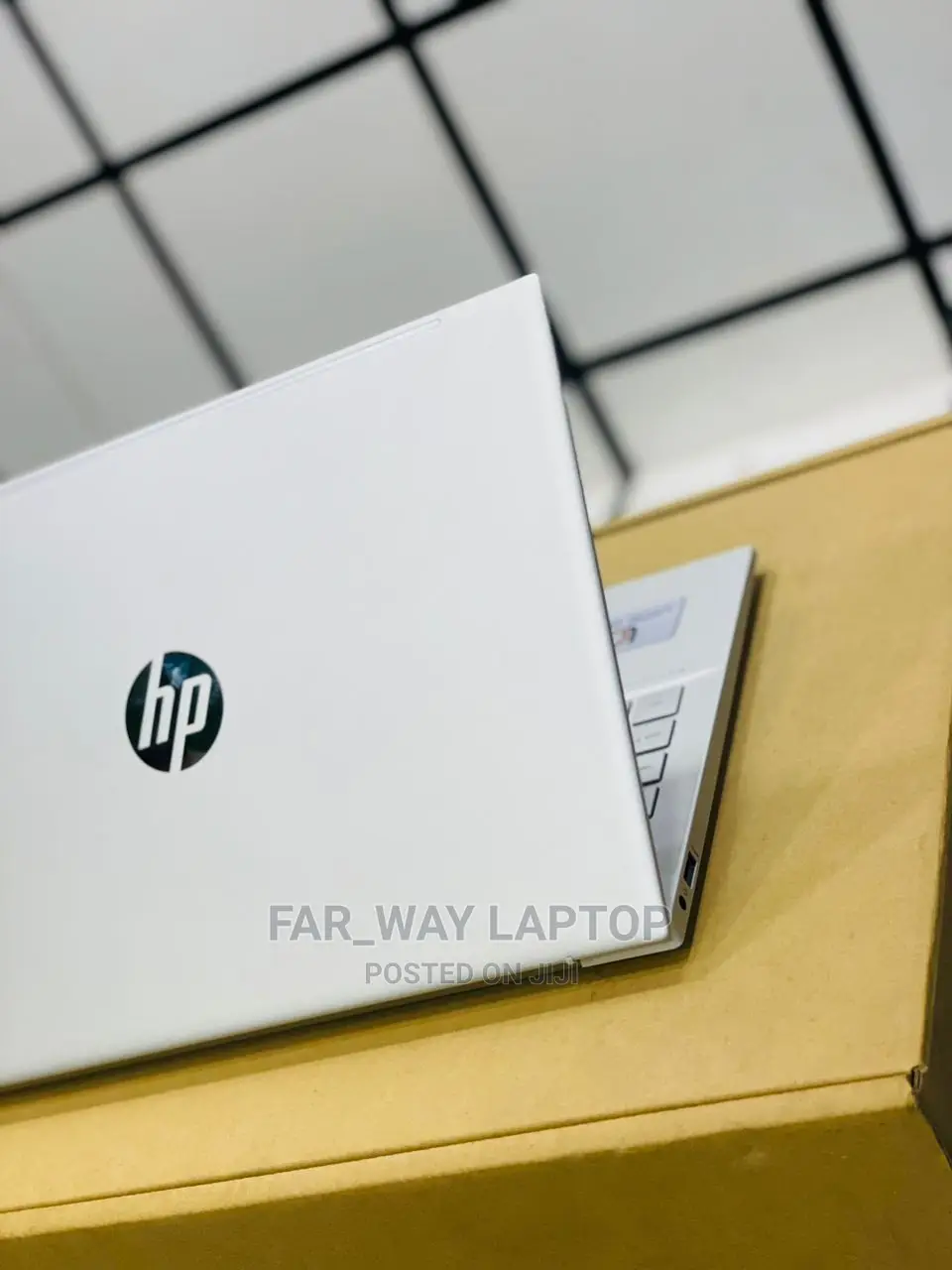 New Laptop HP Pavilion 14-Ce1000 8GB AMD Ryzen 5 SSD 256GB
