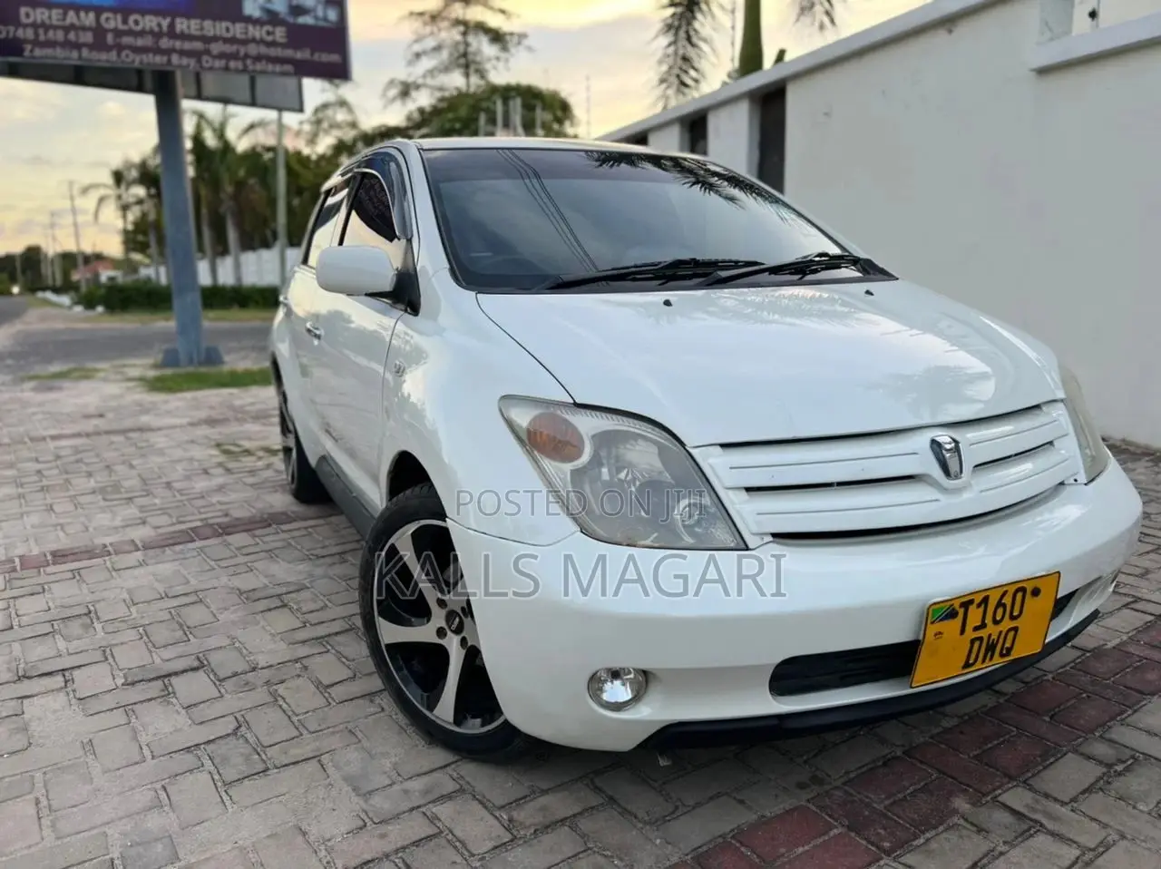 Toyota IST 2004 White