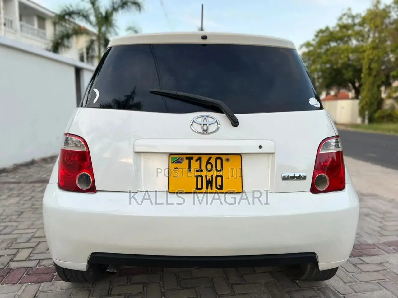 Toyota IST 2004 White