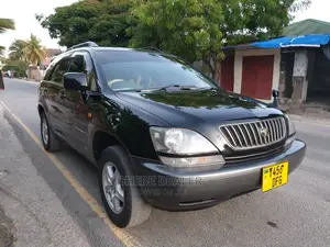Toyota Harrier 2.4 2004 Black