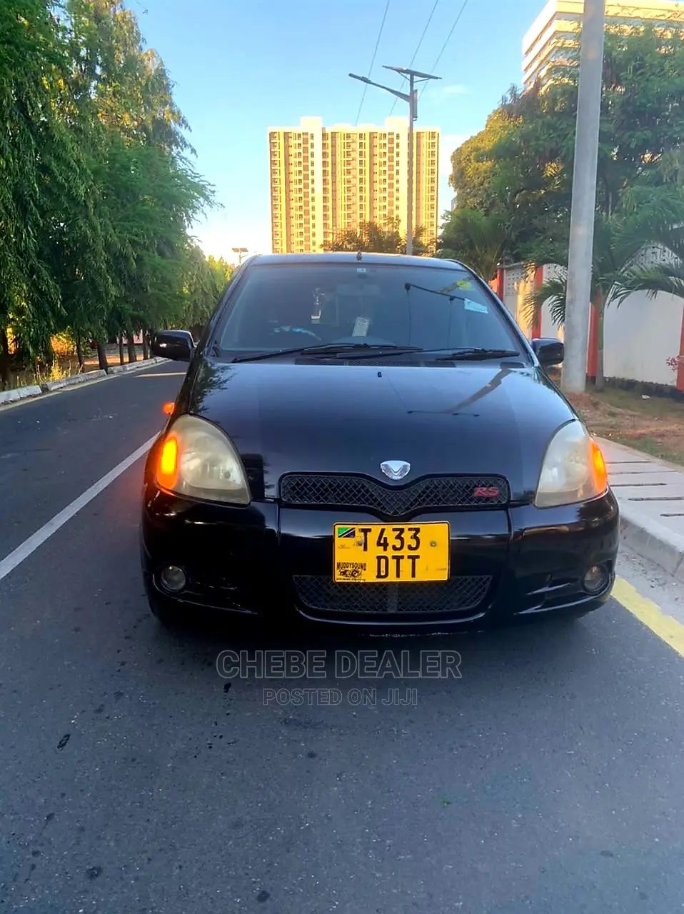 Toyota Vitz 1.3 AWD 3dr 2005 Black