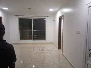 3bdrm Block of Flats in Kariakoo Fire for rent