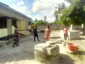 Furnished 6bdrm Townhouse/Terrace in Tanzania 1 for Sale