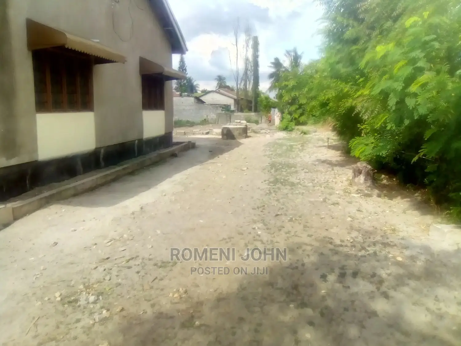 Furnished 6bdrm Townhouse/Terrace in Tanzania 1 for Sale