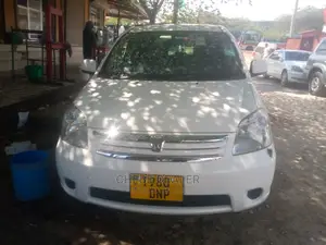 Toyota Raum 2003 White