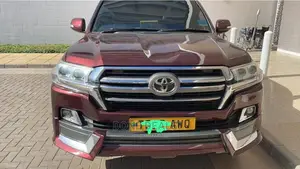Toyota Land Cruiser 2010 Red