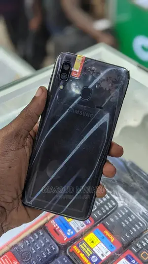 New Samsung Galaxy A30 64 GB Black