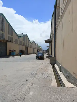 Warehouse for Rent in Vingunguti
