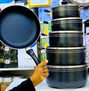 Non Stick Cookware Set