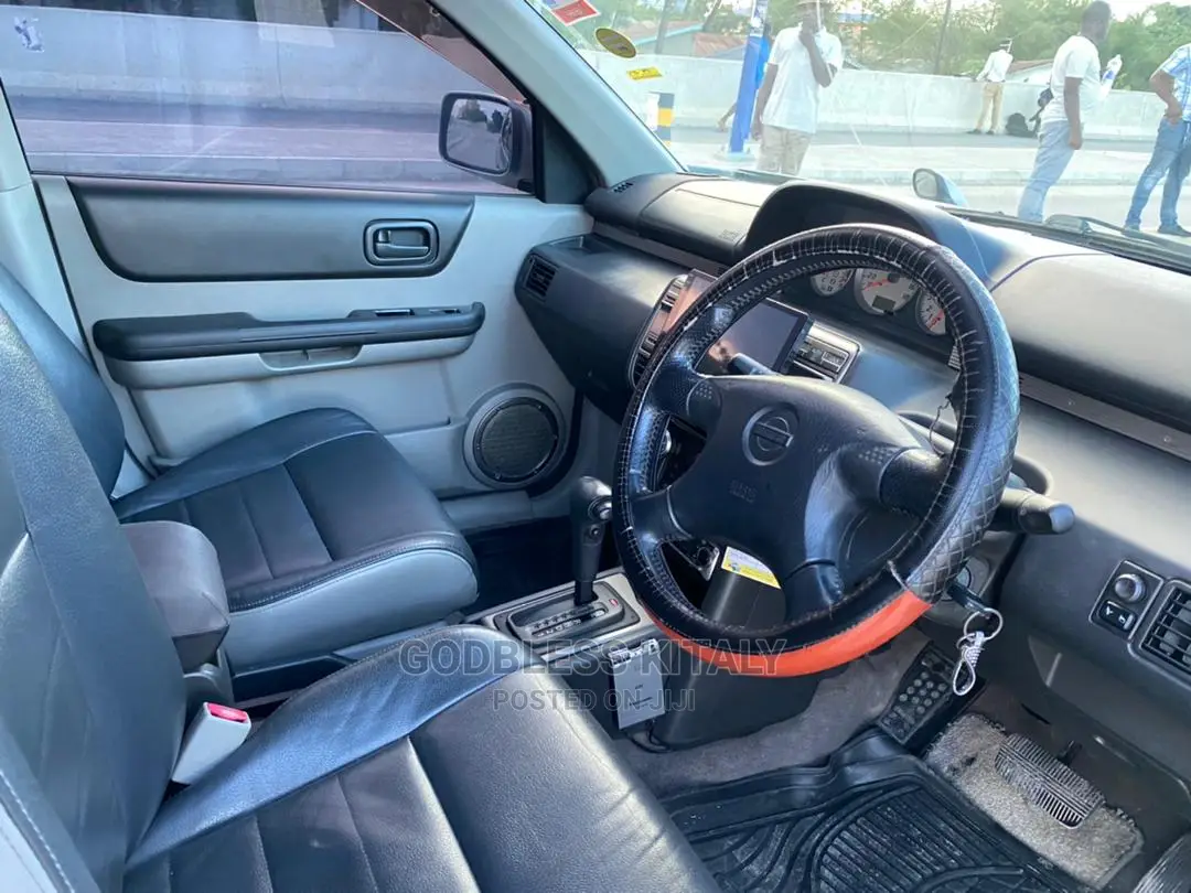 Nissan X-Trail 2003 Silver
