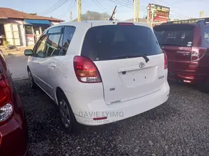Toyota Corolla Spacio 1.5 v 2003 White