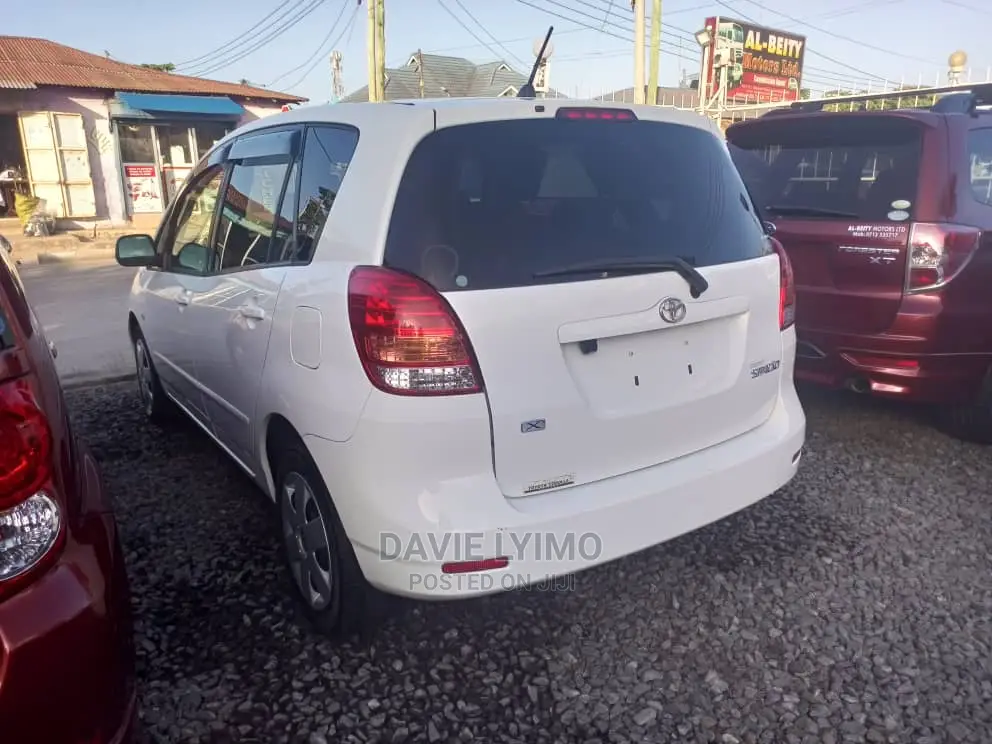 Toyota Corolla Spacio 1.5 v 2003 White